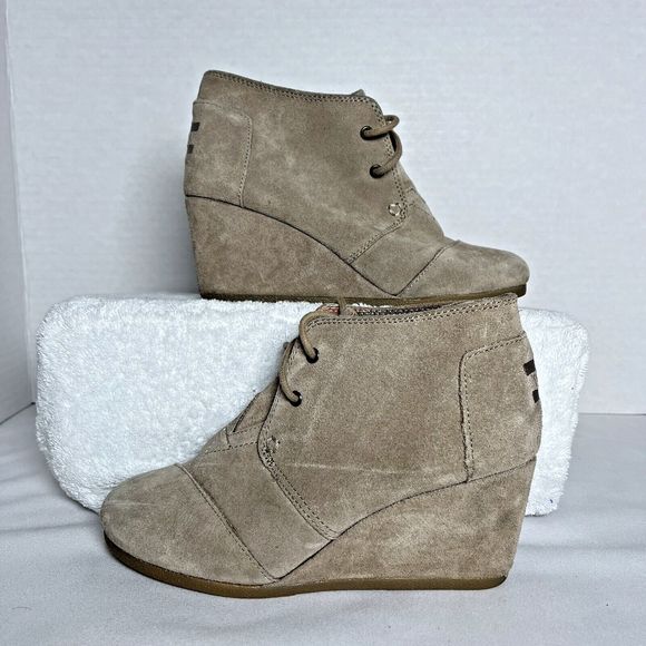 Toms Booties Wedge Kayla Desert Lace Up Tan Suede Bootie Size 6.5 Boots - Picture 2 of 11
